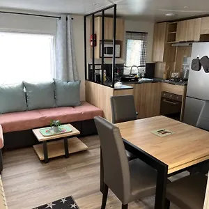 Mobilhome Bora Bora , Pont-Aven France